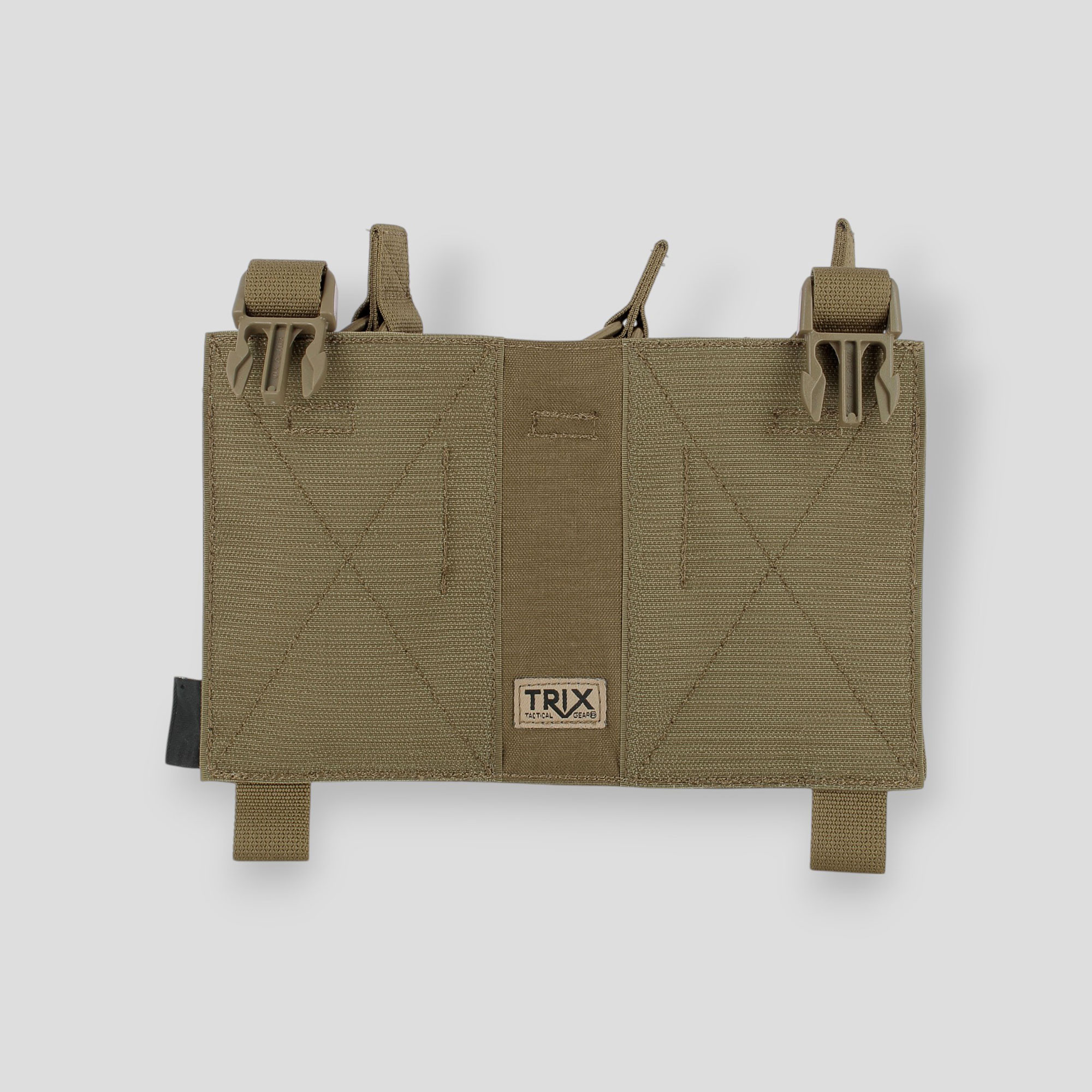Porte-chargeur triple 5.56 attaches Velcro et Clip
